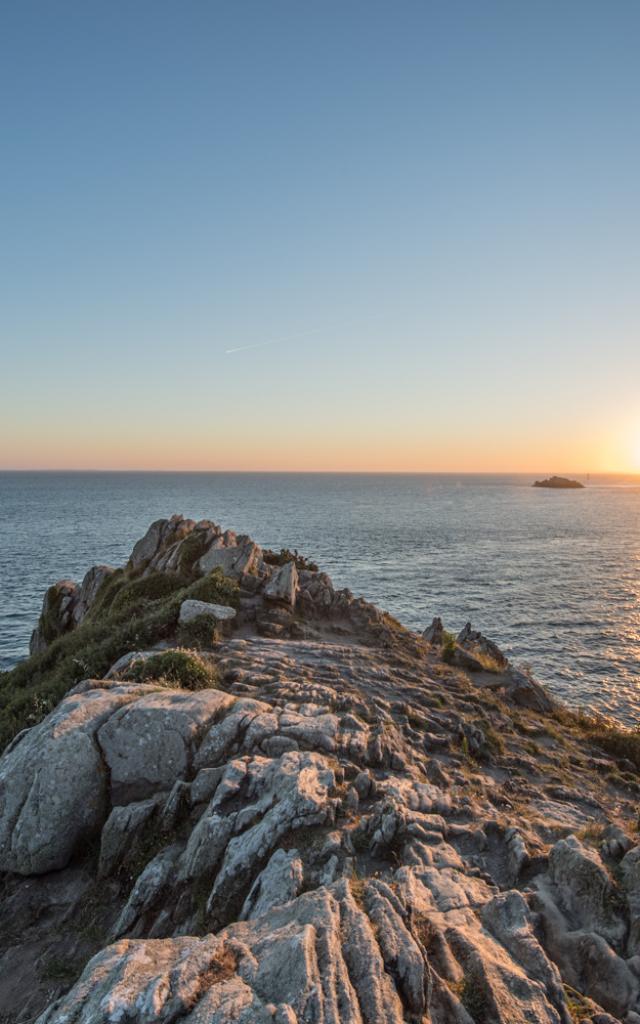 Coucher De Soleil Sur La Pointe Du Grouin Cancale Yann Langevin 7807