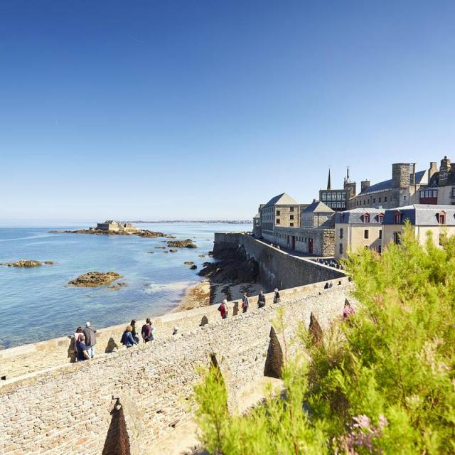 Les Remparts De Saint Malo Alexandre Lamoureux 56