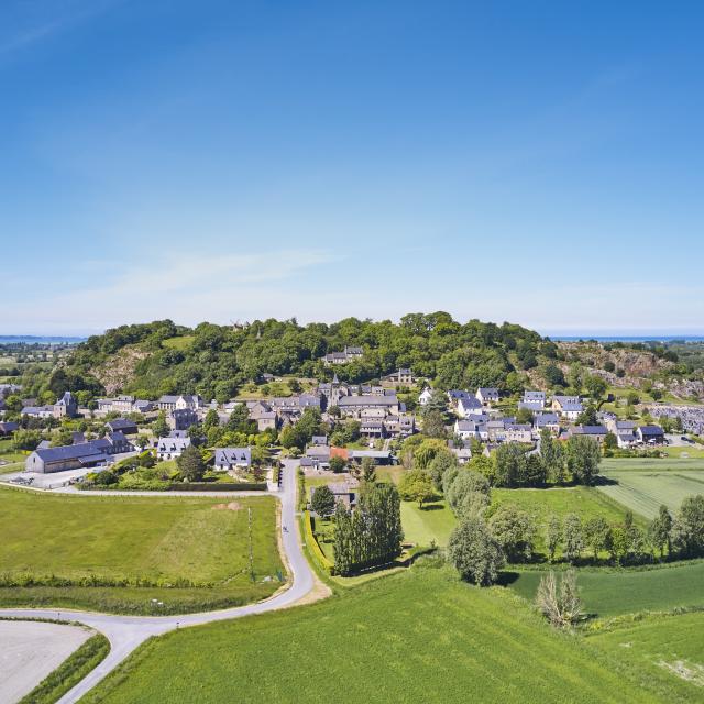 Vue En Drone Le Mont Dol Alexandre Lamoureux 1030