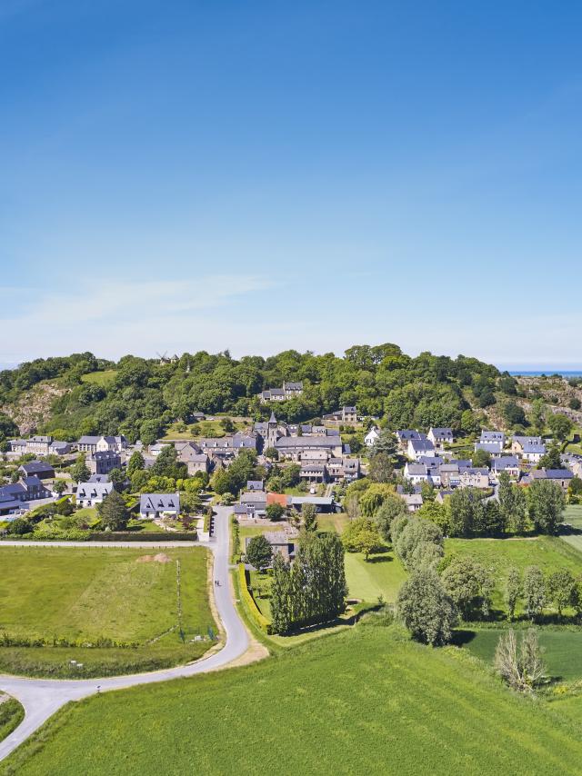 Vue En Drone Le Mont Dol Alexandre Lamoureux 1030