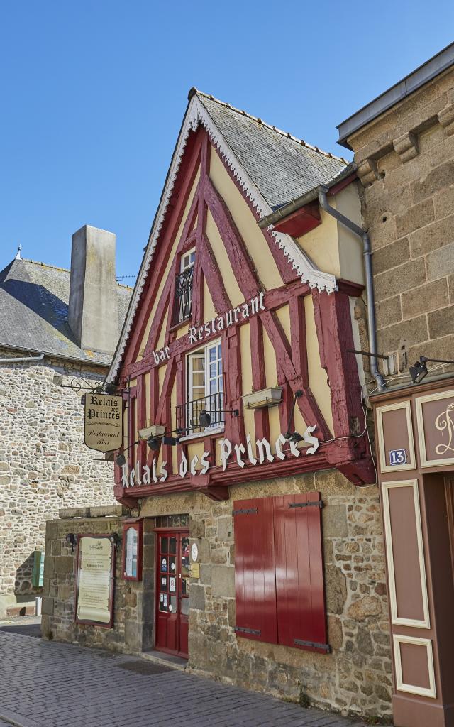 Le Relais Des Princes Combourg Alexandre Lamoureux 716