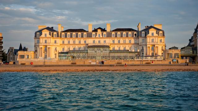 Les Thermes Marins ©valienne