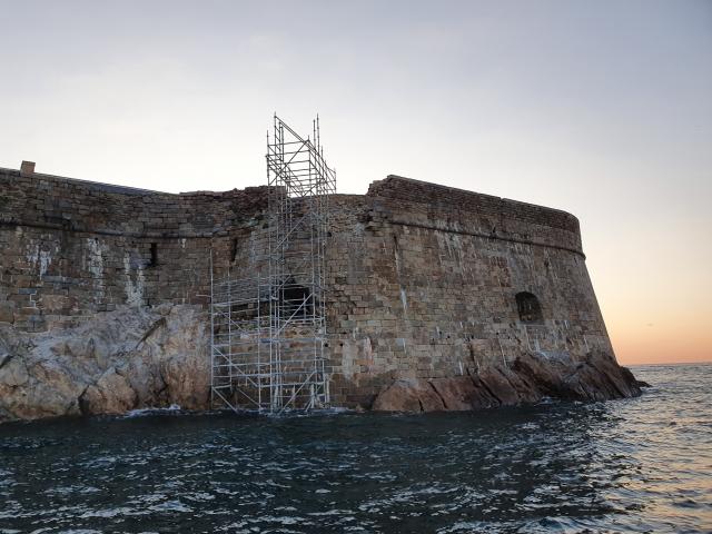 Sortie En Mer Pres Du Fort De La Conchee Baie De St Malo Smbmsm 106