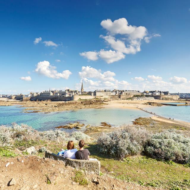 Vue Intra-Muros depuis le Grand bé