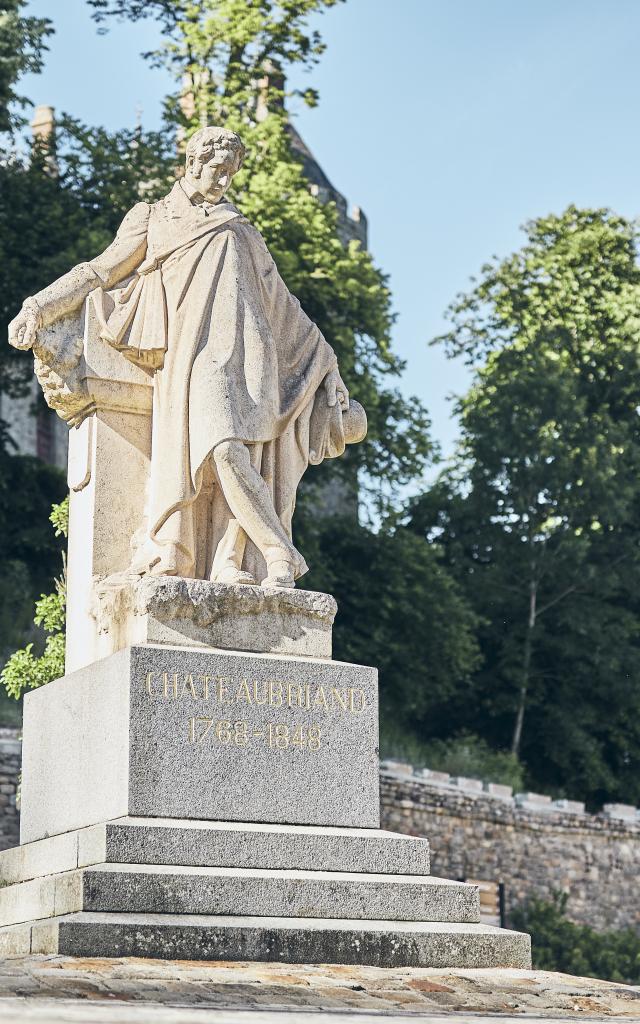 Statue De Francois Rene De Chateaubriand Combourg Alexandre Lamoureux 717