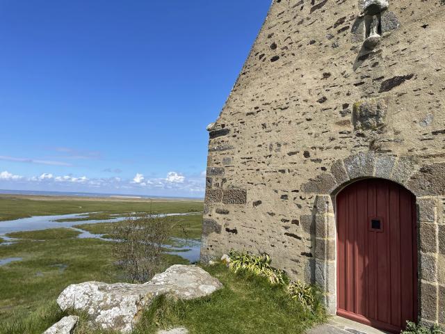 Chapel_Saint-Anne_-_Saint-Broladre-SMBMSM-2986