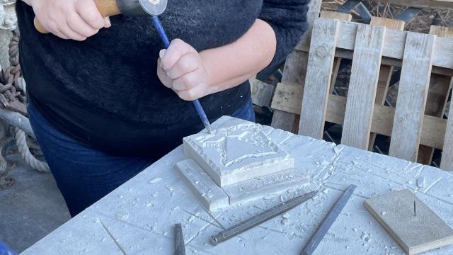 SMBMSM - Stone cutting workshop - maureen at work (2)