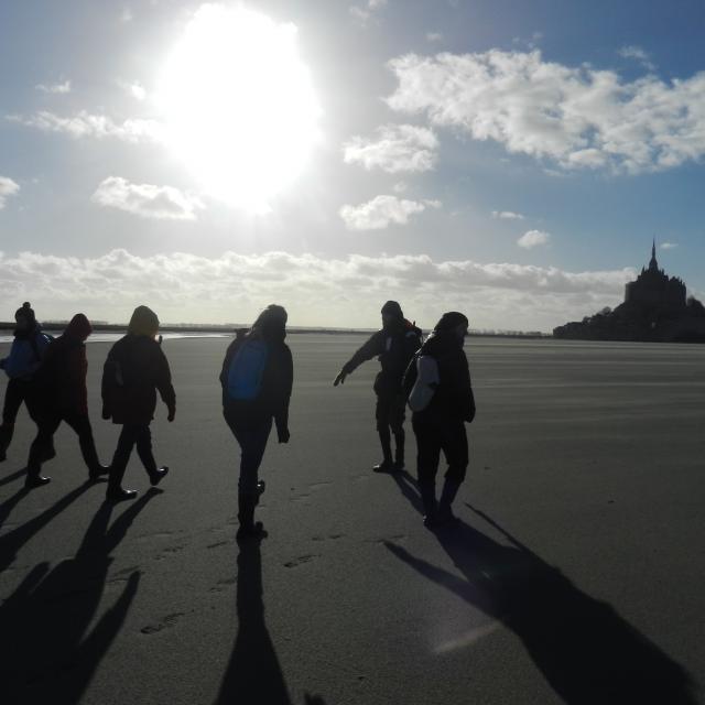 Crossing_the_Bay_of_Saint-Michel_Mount-SMBMSM-7102